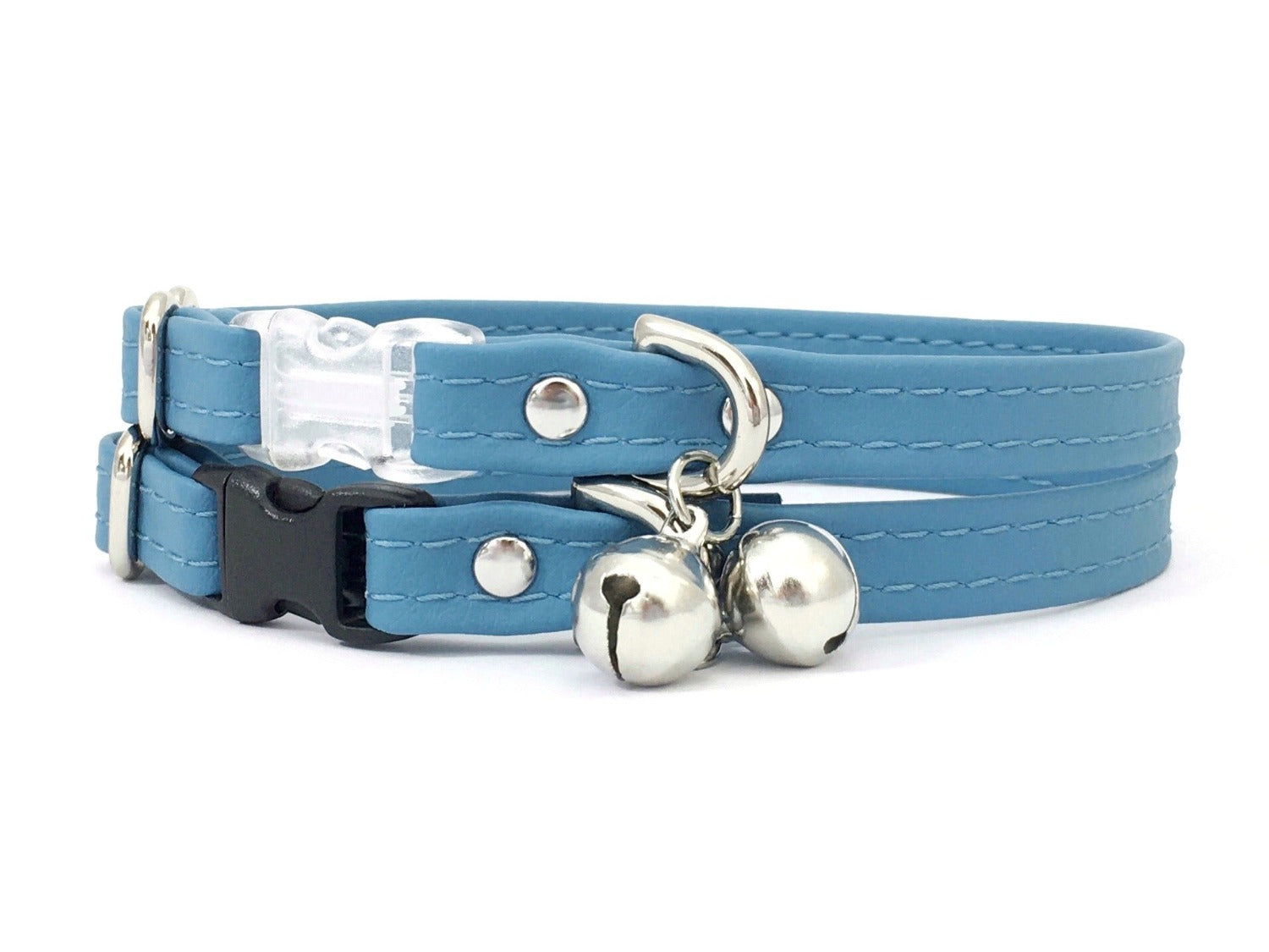 Light blue cat collar hotsell